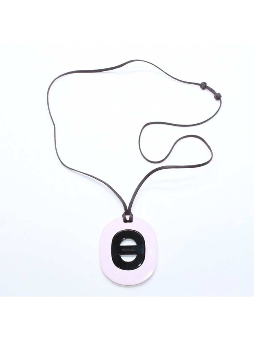 Hermes Fidelio Village GM Large Necklace Buffalo Horn Lacquerwood Pink